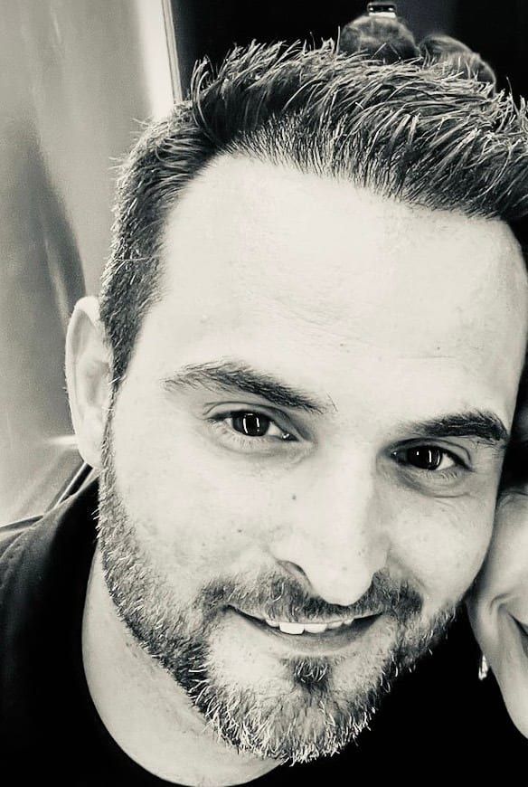 Stevie - Annonce gay à Profondeville Profil de Stevie, 41 ans, Annonce gay à Profondeville (Namur)