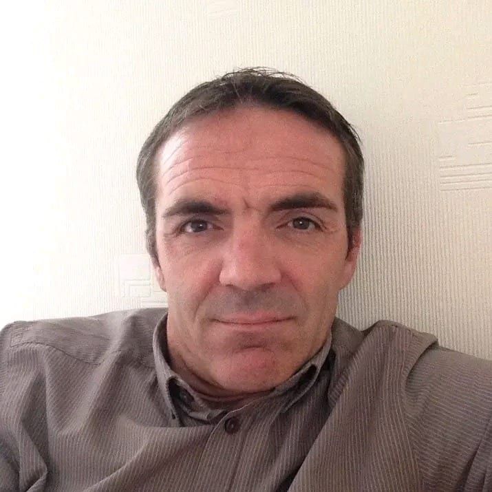 Larbi - Annonce gay à Oupeye Profil de Larbi, 22 ans, Annonce gay à Oupeye (Liège)