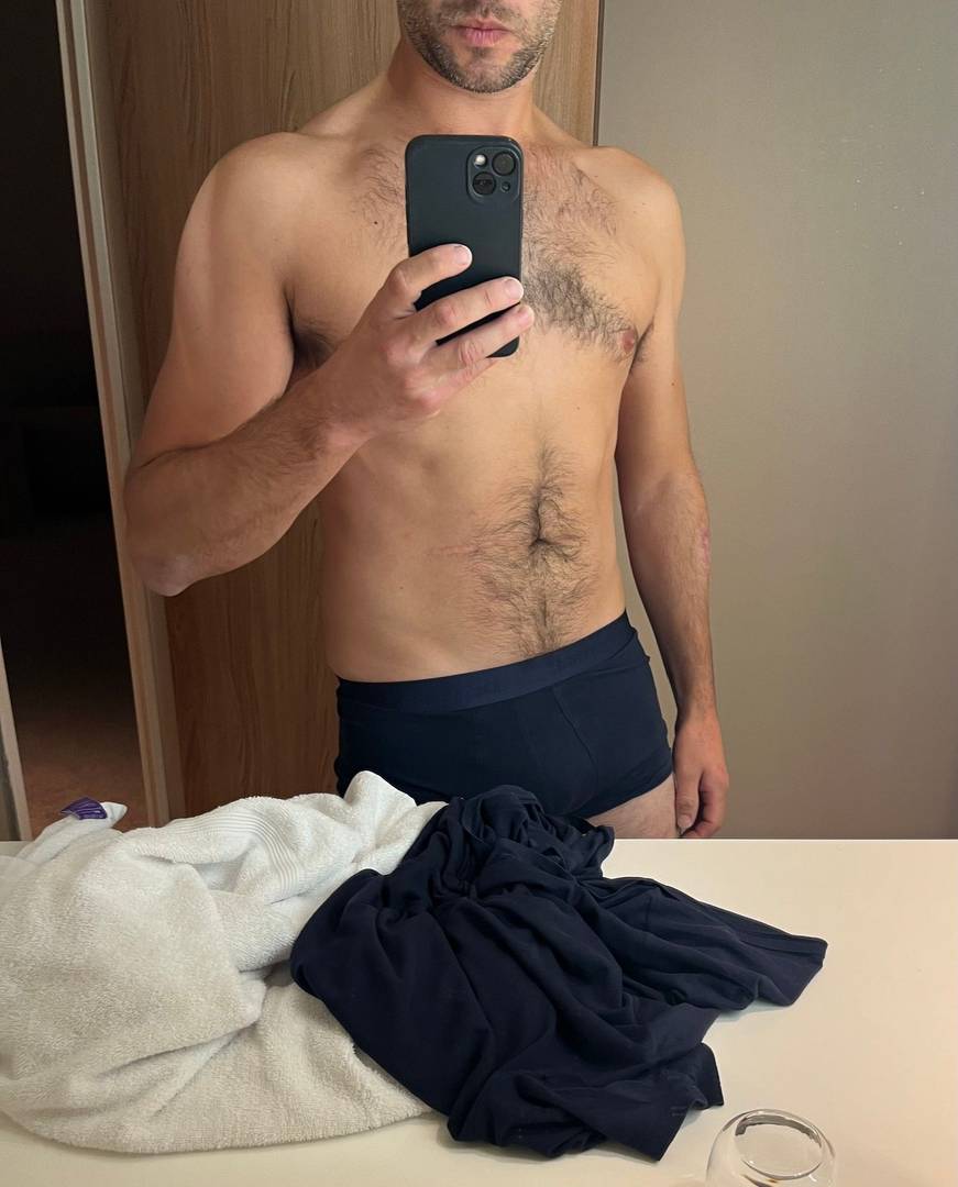 Rali - Annonce gay à Floreffe Profil de Rali, 43 ans, Annonce gay à Floreffe (Namur)