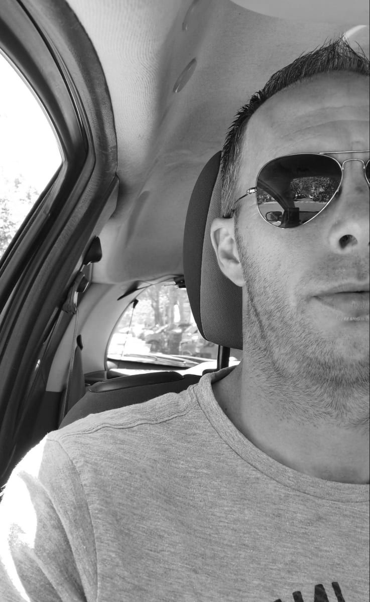 Aydan - Annonce gay à Saint-Vith Profil de Aydan, 34 ans, Annonce gay à Saint-Vith (Liège)