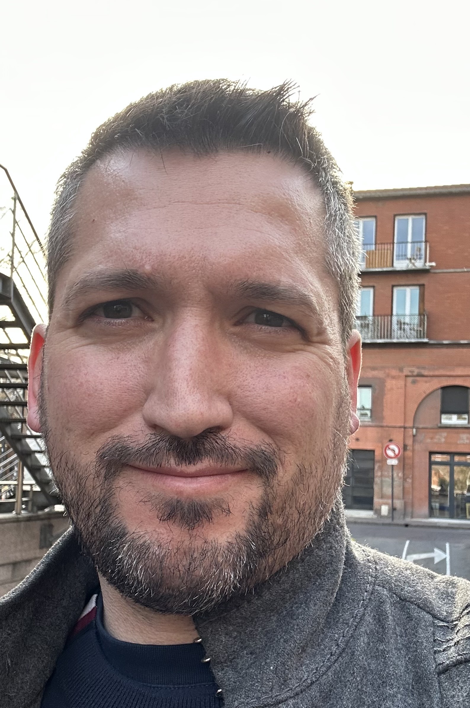 Sohann - Annonce gay à Amblève Profil de Sohann, 38 ans, Annonce gay à Amblève (Liège)