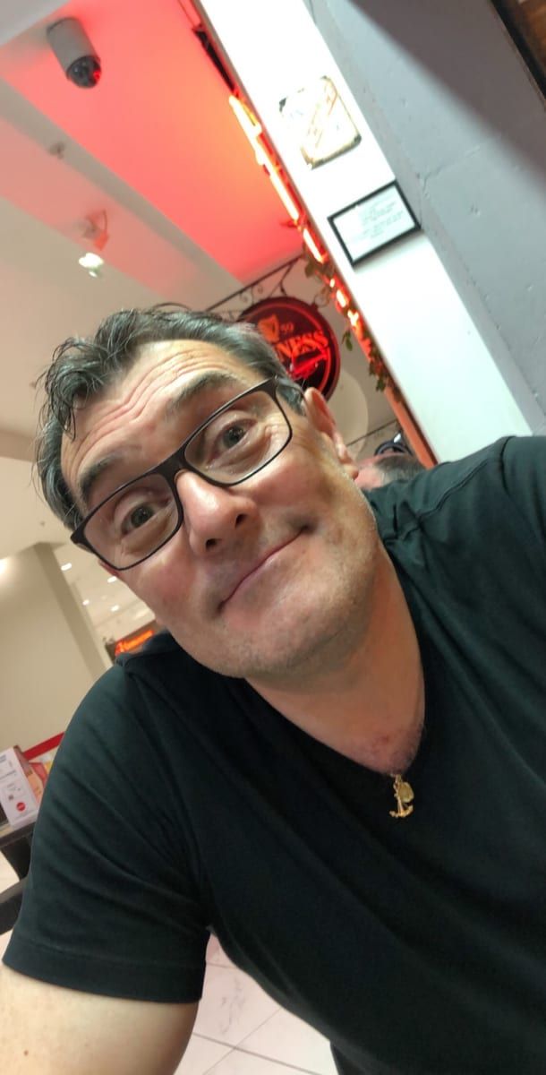 Sao - Annonce gay à Yvoir Profil de Sao, 29 ans, Annonce gay à Yvoir (Namur)