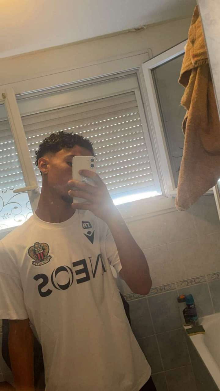 Nello - Annonce gay à Baelen Profil de Nello, 33 ans, Annonce gay à Baelen (Liège)