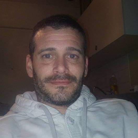 Baye - Annonce gay à Profondeville Profil de Baye, 36 ans, Annonce gay à Profondeville (Namur)