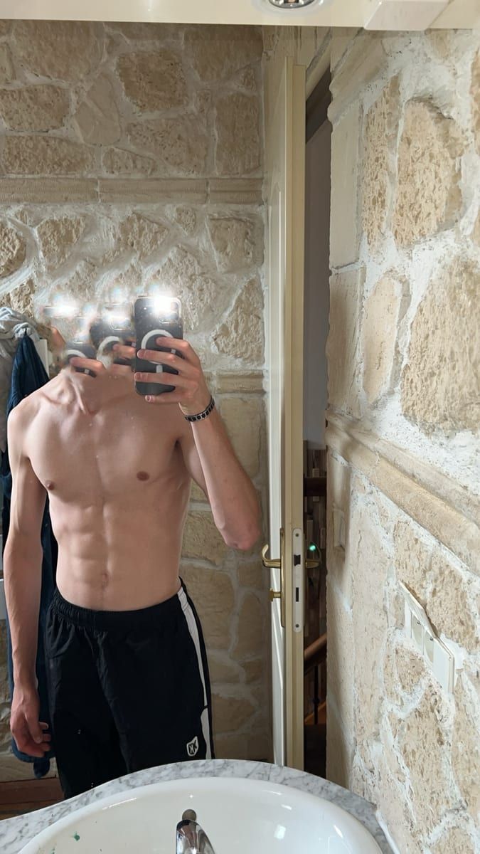 Georgi - Annonce gay à Genappe Profil de Georgi, 33 ans, Annonce gay à Genappe (Brabant wallon)