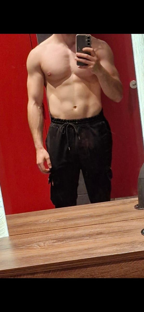 Salam - Annonce gay à Froidchapelle Profil de Salam, 44 ans, Annonce gay à Froidchapelle (Hainaut)