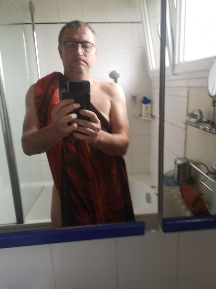 Lorens - Annonce gay à Visé Profil de Lorens, 29 ans, Annonce gay à Visé (Liège)