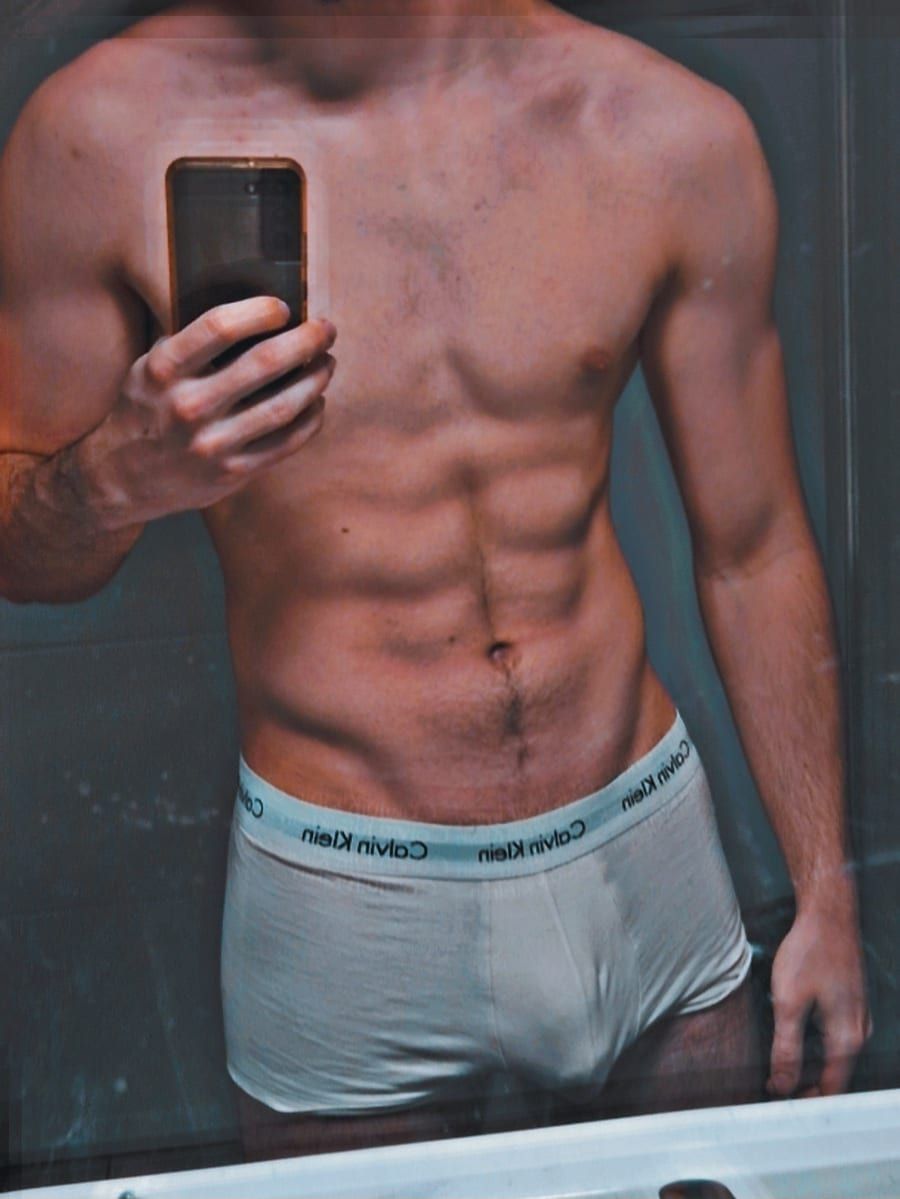 Profil de Elimane, 41 ans, Annonce gay à Onhaye (Namur)