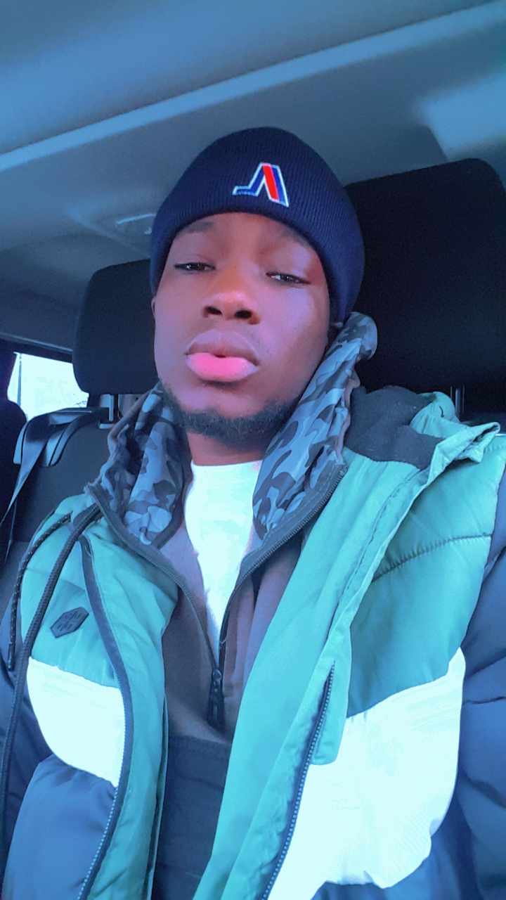 Florin - Annonce gay à Aiseau-Presles Profil de Florin, 28 ans, Annonce gay à Aiseau-Presles (Hainaut)