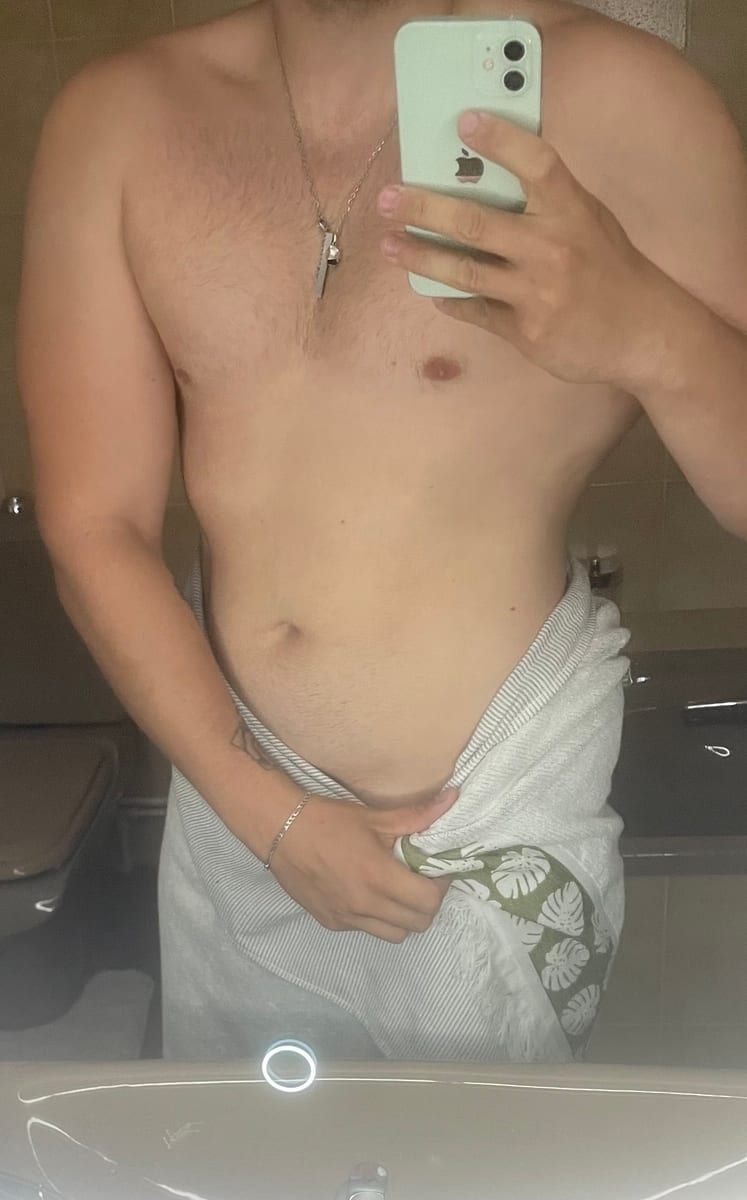 Jona - Annonce gay à Molenbeek-Saint-Jean Profil de Jona, 29 ans, Annonce gay à Molenbeek-Saint-Jean (Bruxelles-Capitale)