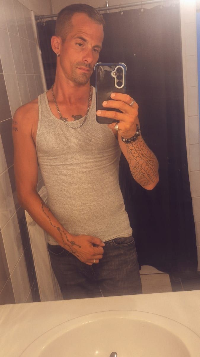 Samnang - Annonce gay à Verviers Profil de Samnang, 34 ans, Annonce gay à Verviers (Liège)