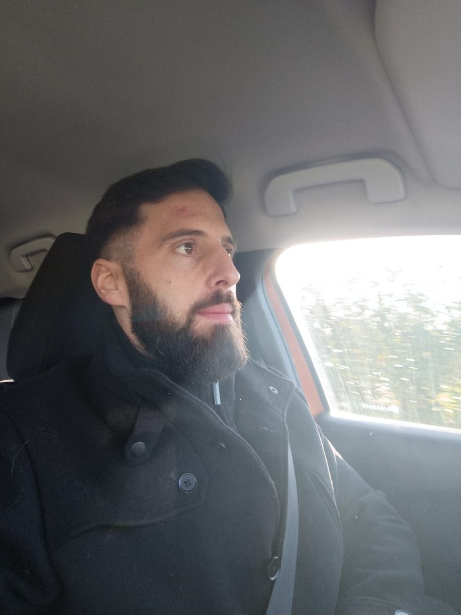 Arsalan - Annonce gay à Gesves Profil de Arsalan, 35 ans, Annonce gay à Gesves (Namur)