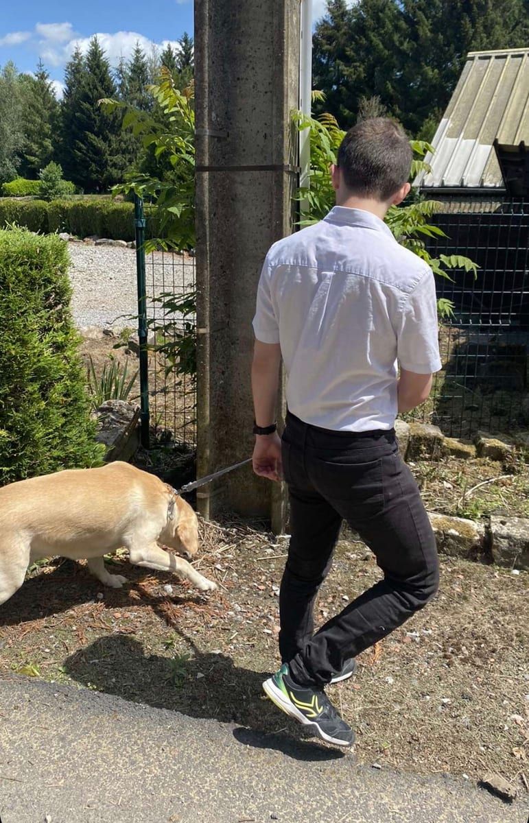 Profil de Yovann, 37 ans, Annonce gay à Couvin (Namur)