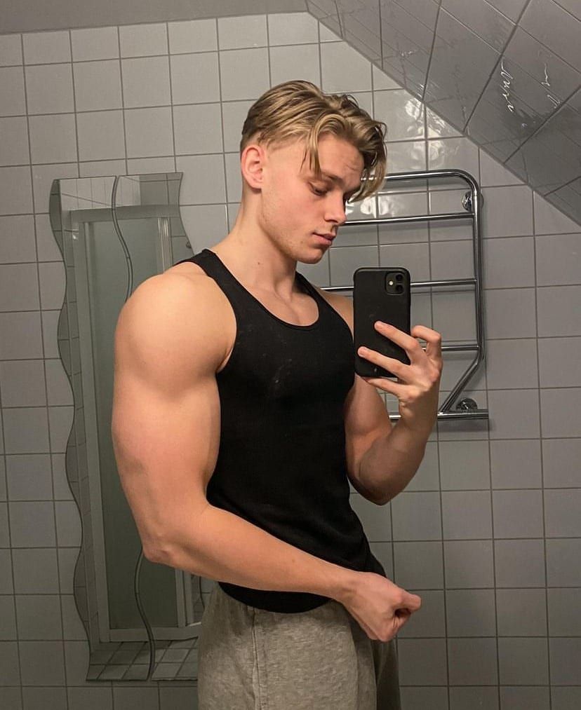 Profil de Krys, 42 ans, Annonce gay à Vielsalm (Luxembourg)