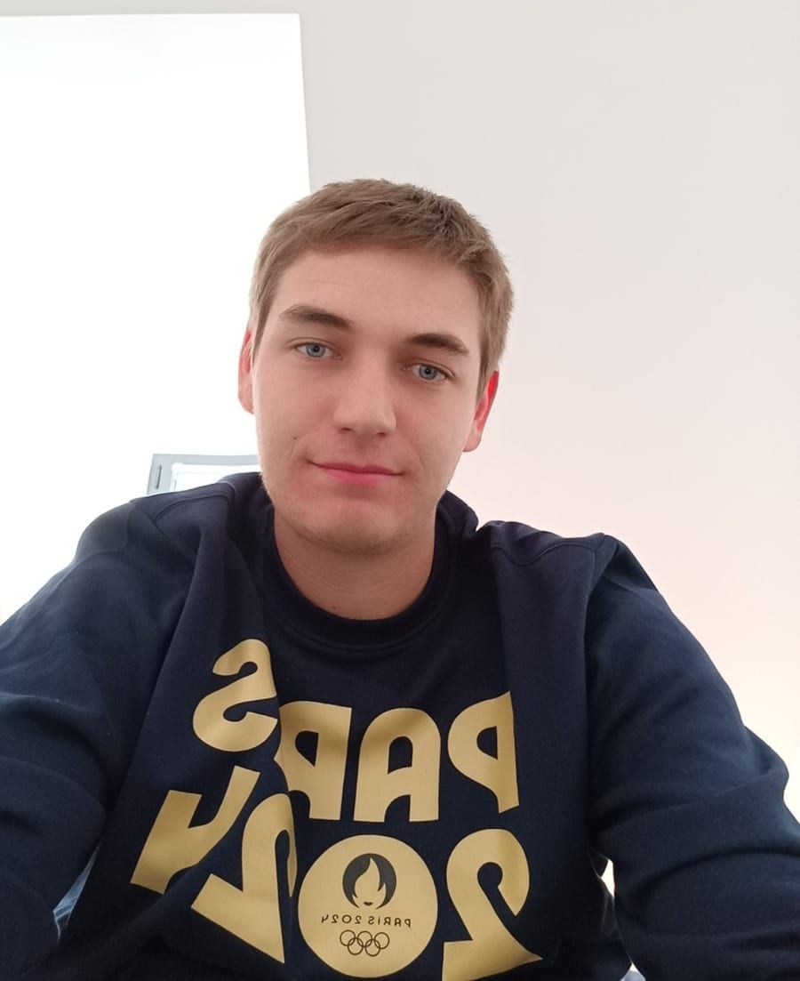 Danh - Annonce gay à Floreffe Profil de Danh, 34 ans, Annonce gay à Floreffe (Namur)