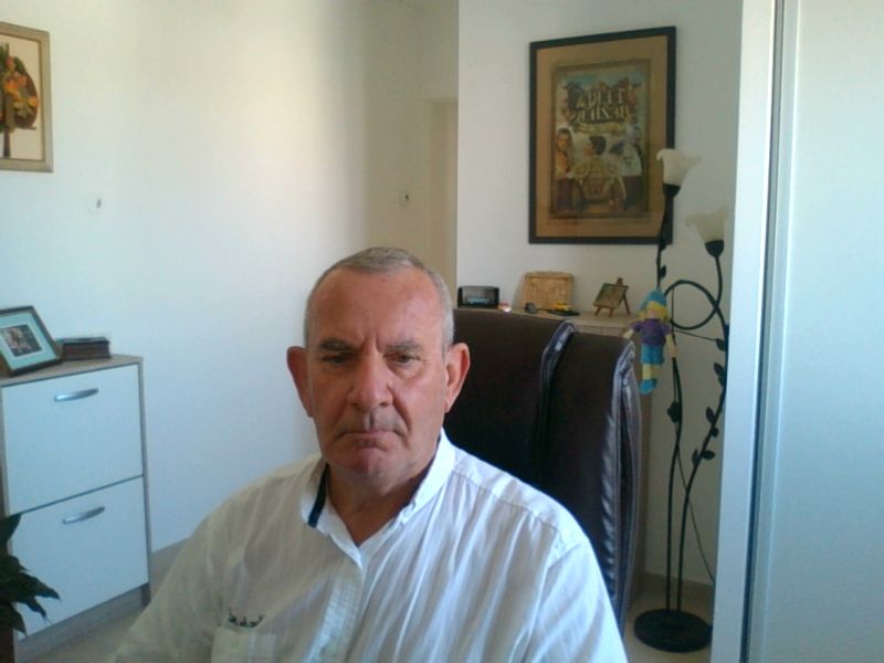 Erion - Annonce gay à Engis Profil de Erion, 42 ans, Annonce gay à Engis (Liège)