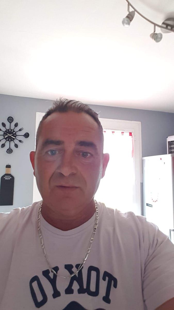 Lemuel - Annonce gay à Messancy Profil de Lemuel, 29 ans, Annonce gay à Messancy (Luxembourg)