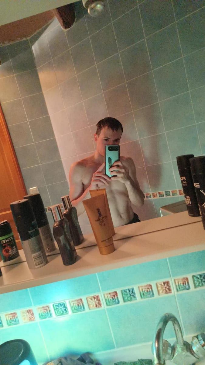 Serafim - Annonce gay à Tenneville Profil de Serafim, 24 ans, Annonce gay à Tenneville (Luxembourg)