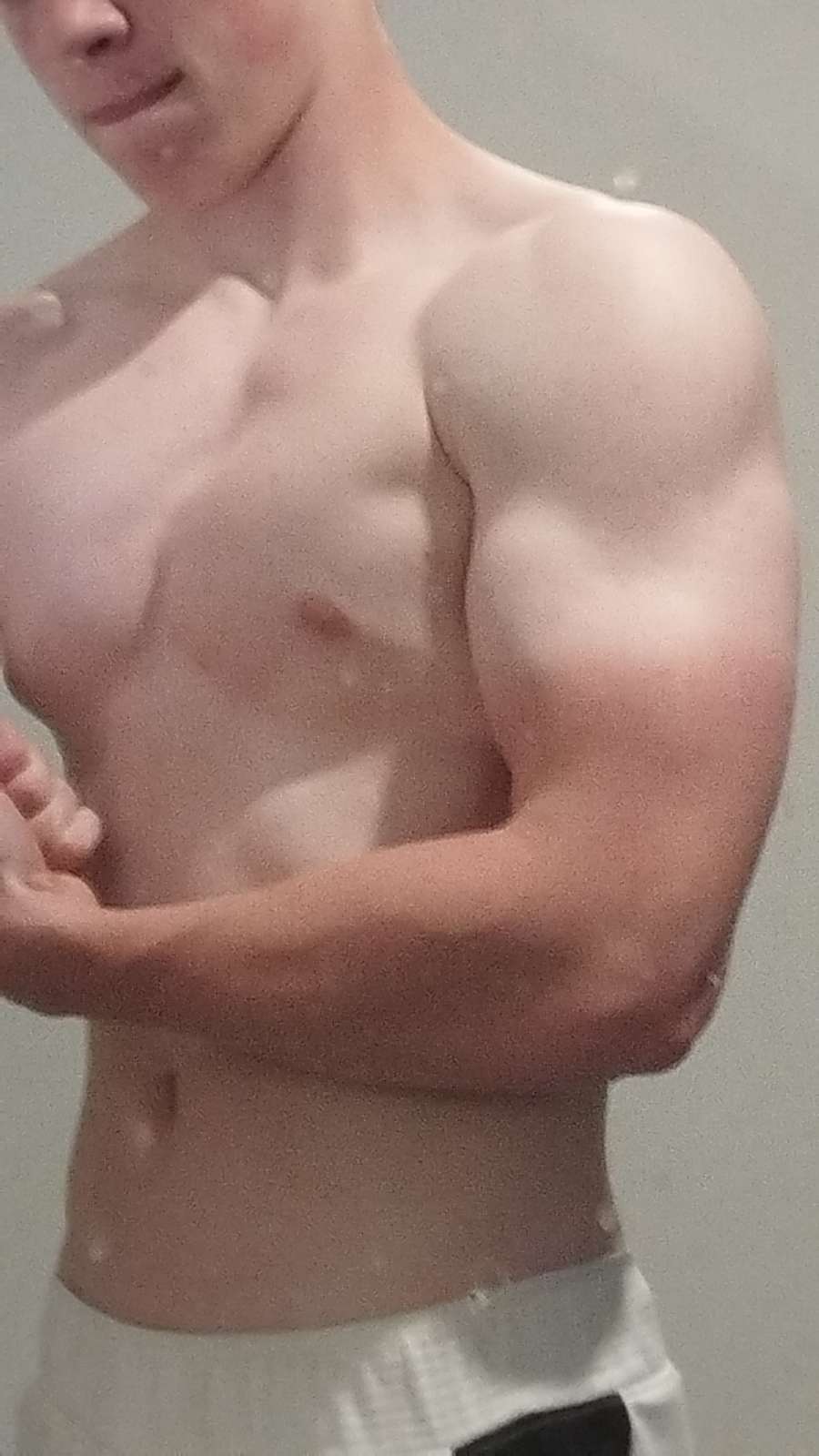 Bonheur - Annonce gay à La Calamine Profil de Bonheur, 28 ans, Annonce gay à La Calamine (Liège)