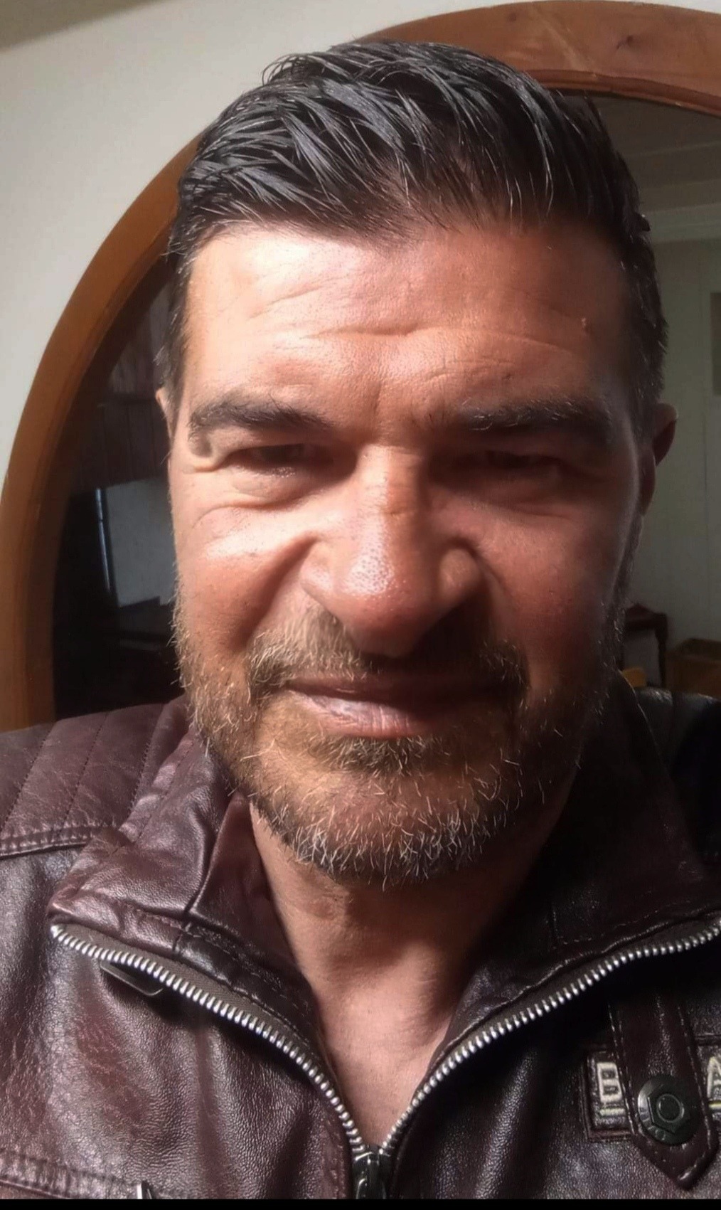 Myron - Annonce gay à Forest Profil de Myron, 40 ans, Annonce gay à Forest (Bruxelles-Capitale)