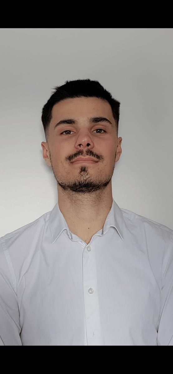 Mathy - Annonce gay à Limbourg Profil de Mathy, 42 ans, Annonce gay à Limbourg (Liège)